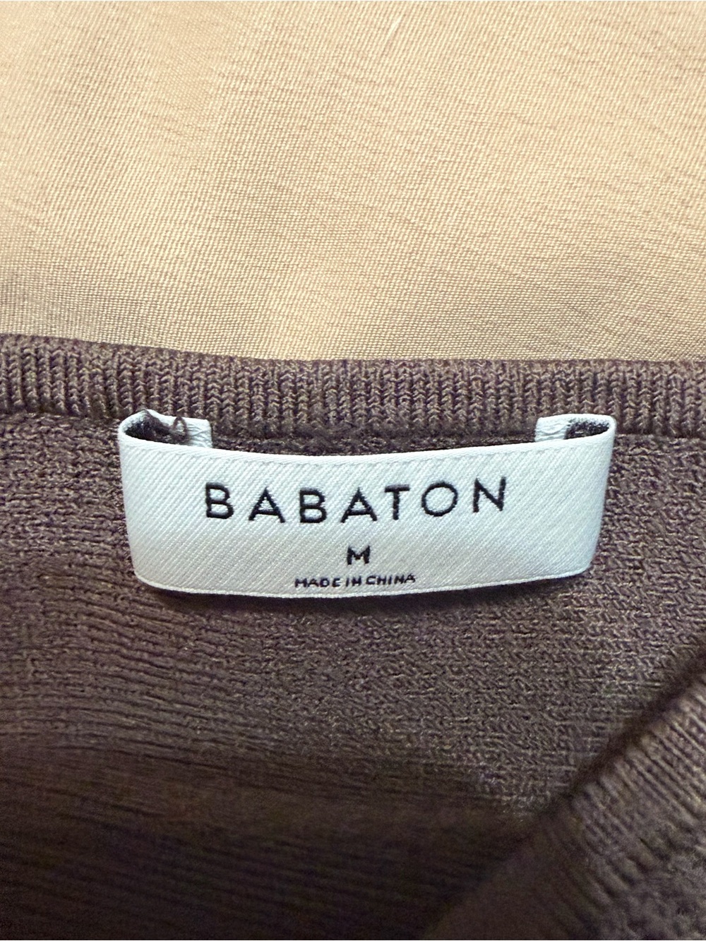 Aritzia Babaton Sculp Knit Square-Neck Crop Top - Picture 6 of 7